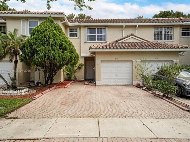House for sale in Sunrise House for sale in Sunrise