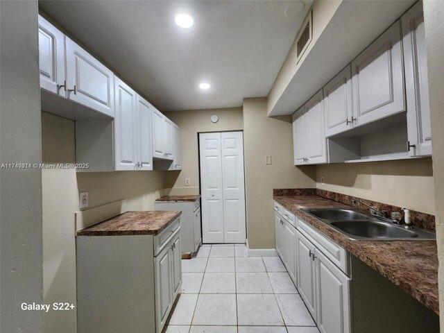 Condo for sale in Lauderhill