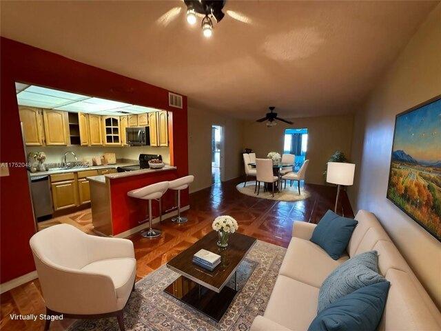 Condo for sale in Lauderhill