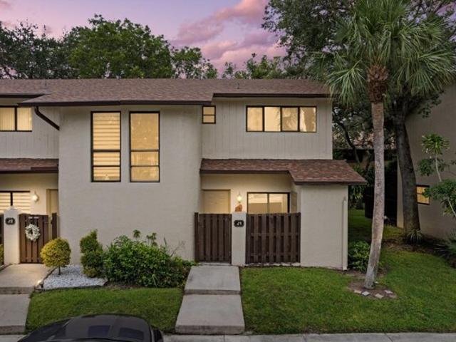 House for sale in Tamarac House for sale in Tamarac