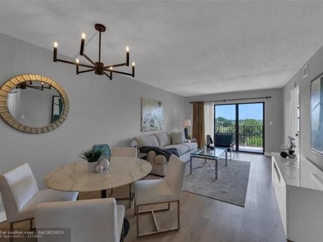 Condo for sale in Margate