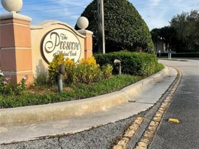 Condo for sale in Pembroke Pines