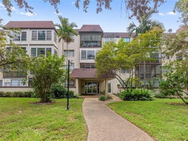Condo for sale in Plantation