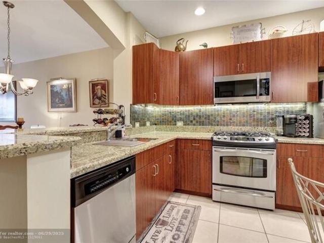 Condo for sale in Sunrise