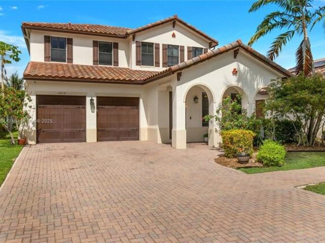 House for sale in Cooper City