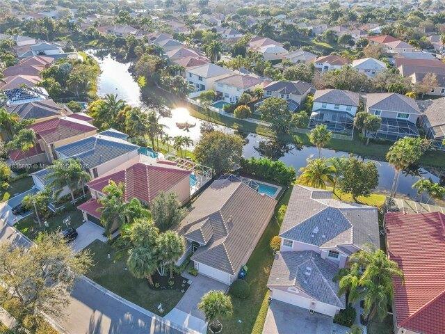 House for sale in Coral Springs