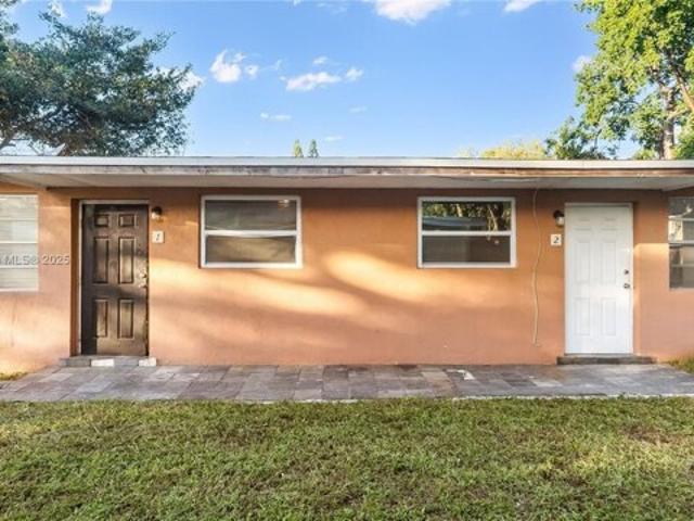 House for sale in Dania, Florida