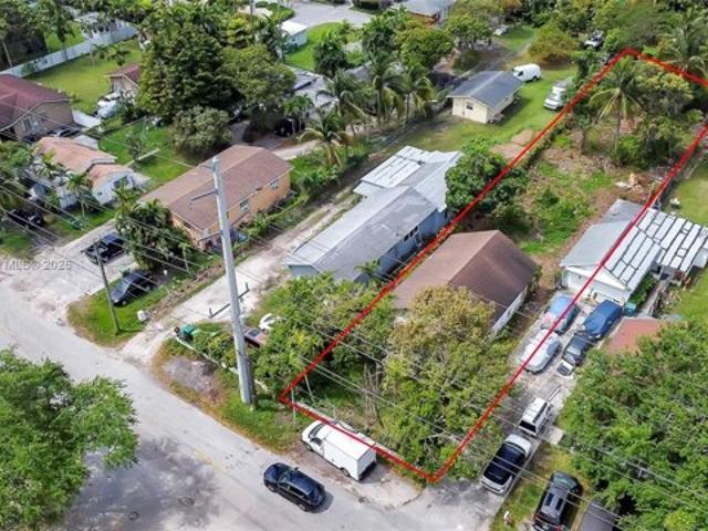 House for sale in El Portal