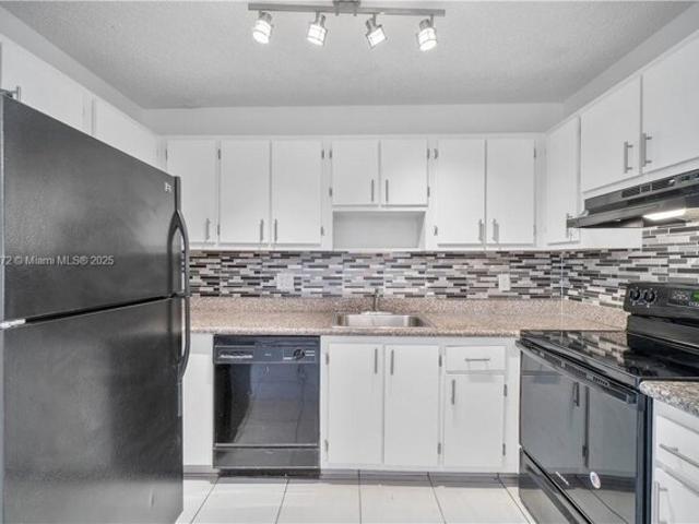 Condo for sale in Coral Springs