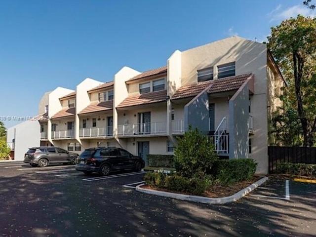 Condo for sale in Coral Springs
