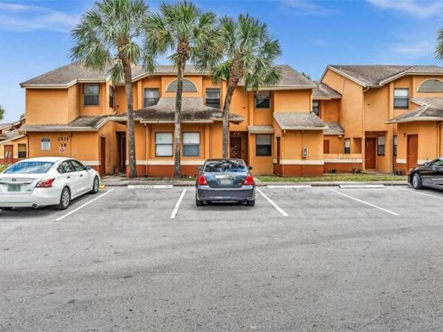 Condo for sale in Lauderhill