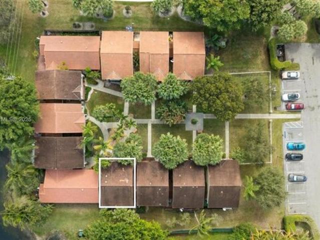 Condo for sale in Pembroke Pines