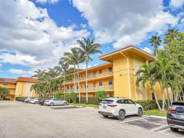 Condo for sale in Coral Springs