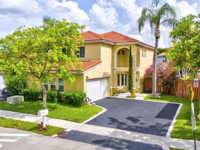 House for sale in Coconut Creek