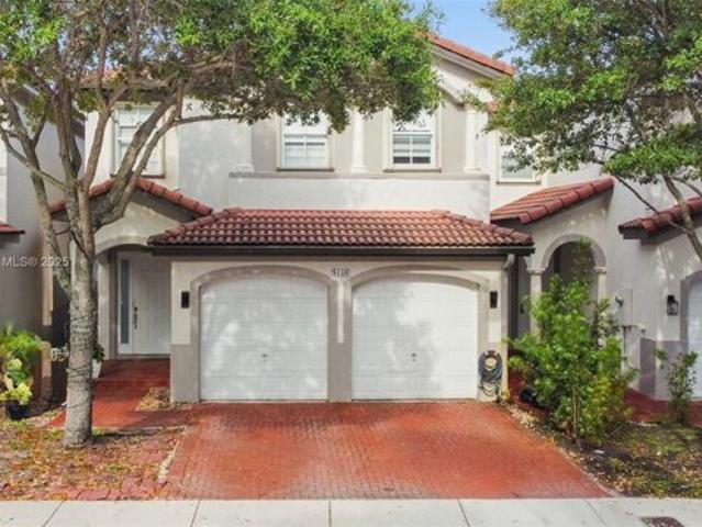 House for sale in Doral