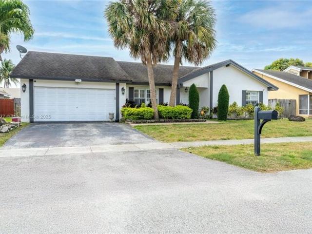 House for sale in Lauderhill