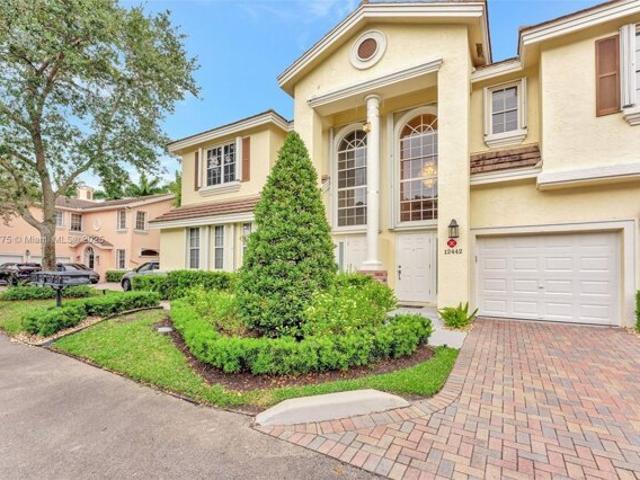 Condo for sale in Coral Springs