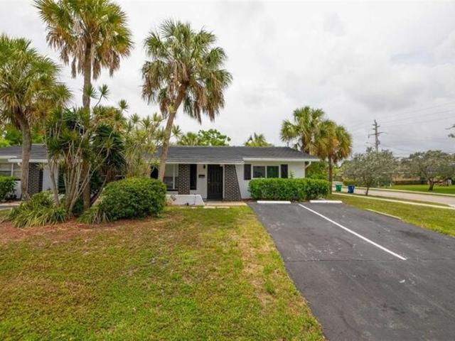 House for sale in Coral Springs