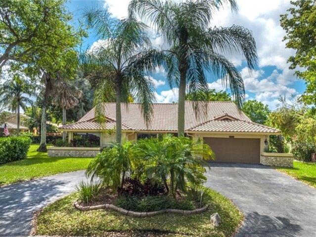 House for sale in Coral Springs