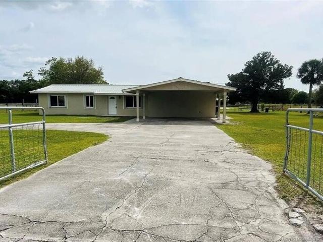 House for sale in Okeechobee