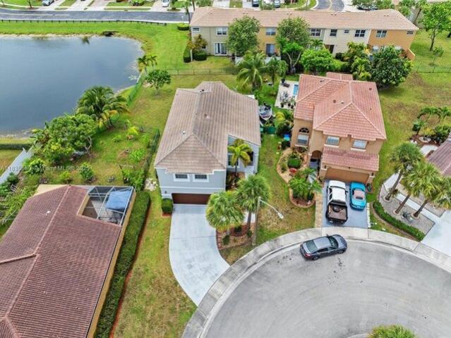 House for sale in Pembroke Pines