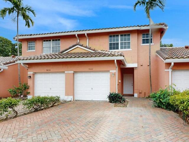 House for sale in Sunrise