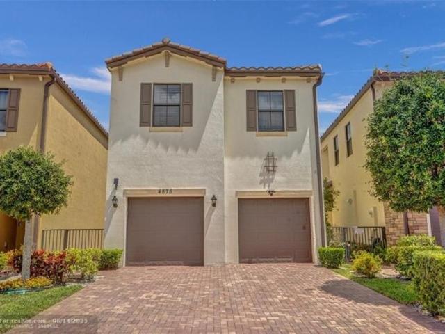 House for sale in Tamarac