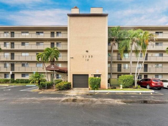 Condo for sale in Lauderhill