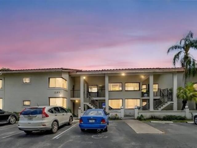 Condo for sale in Oakland Park Condo for sale in Oakland Park