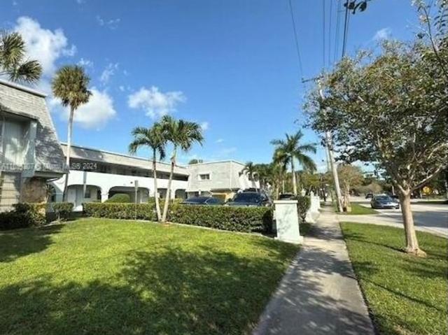 Condo for sale in Plantation