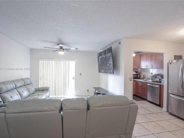Condo for sale in Plantation