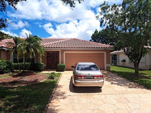 House for sale in Coconut Creek