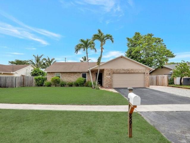 House for sale in Lauderhill House for sale in Lauderhill