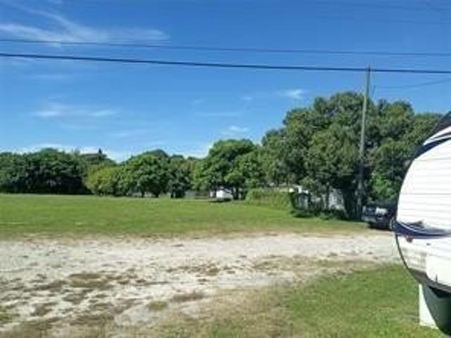 Land for sale in Oakland Park, Florida