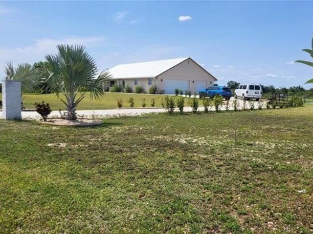 House for sale in Okeechobee