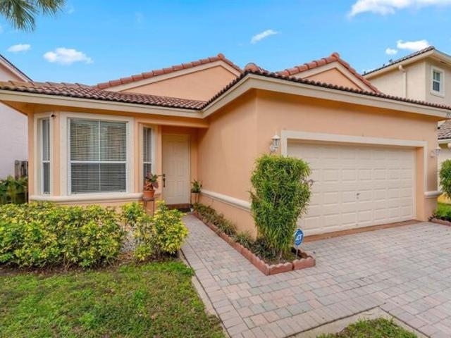 House for sale in Pembroke Pines