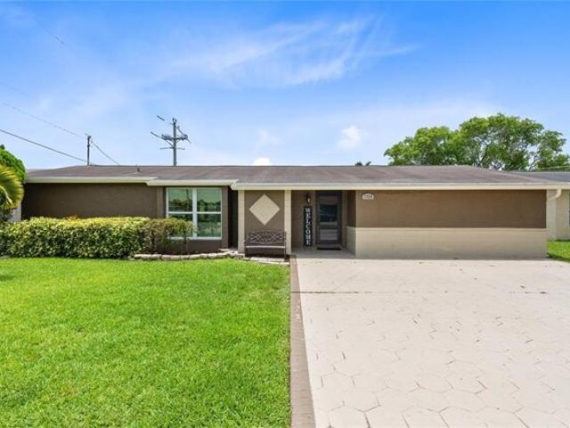House for sale in Sunrise