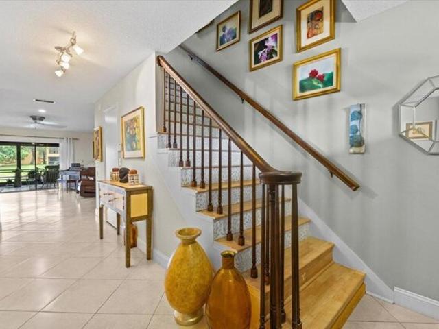 House for sale in Sunrise