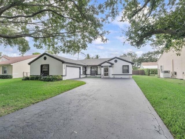 House for sale in Coconut Creek, Florida