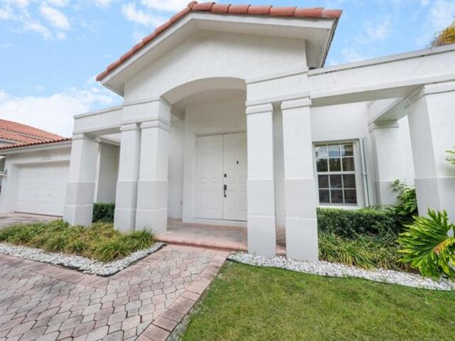 House for sale in Doral