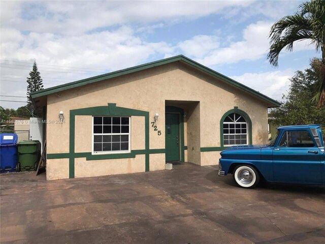 House for sale in Fort Lauderdale