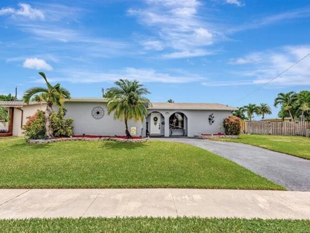 House for sale in Sunrise