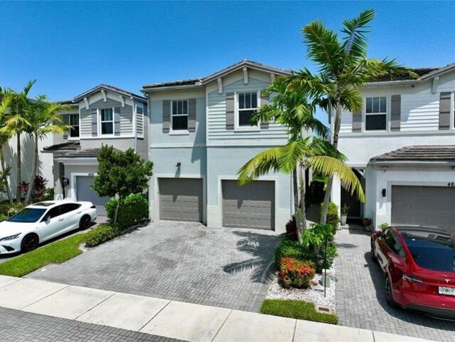 House for sale in Tamarac