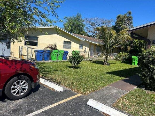 House for sale in Sunrise House for sale in Sunrise