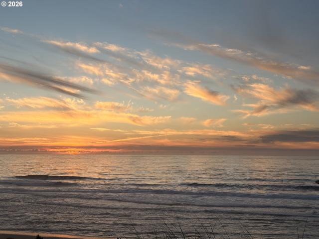 Land for sale in Delake, Lincoln City