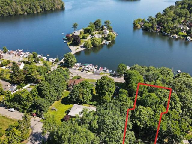 Land for sale in Baldwin Place, New York