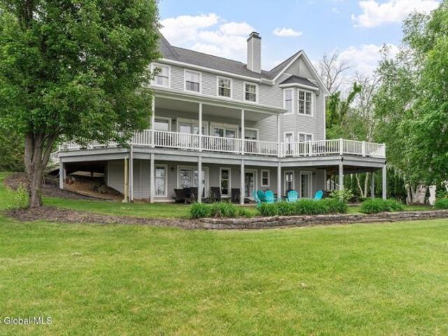 House for sale in Saratoga, New York