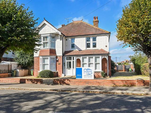 Apartment for rent in Bognor Regis, Arun