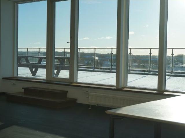 Erhvervsejendom til leje i Farum, Brøndby