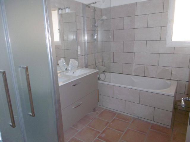Appartement location à Les Pilles, Drôme